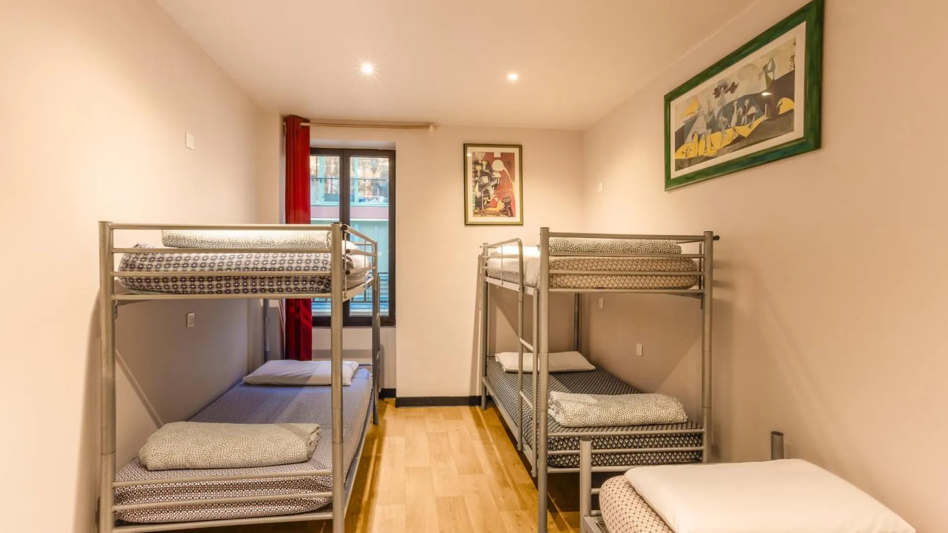 Villa Saint Exupery Beach Hostel Nice
