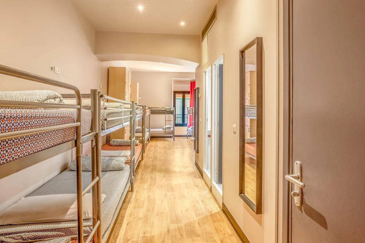 Villa Saint Exupery Beach Hostel Nice